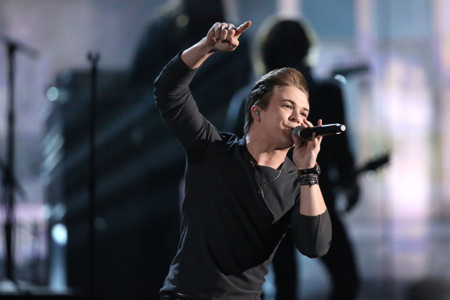 Hunter Hayes performs Invisible on stage at the 56th annual Grammy Awards at Staples Center on Sunday, Jan. 26, 2014, in Los Angeles. (Photo by Matt Sayles/Invision/AP)