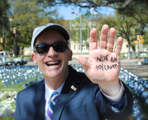 Chancellor Victor Boschini shows his support for the Not on My Campus program, a movement aimed at increasing awareness about sexual assault on college campuses. (Photo Courtesy of Jocelyn Sitton)