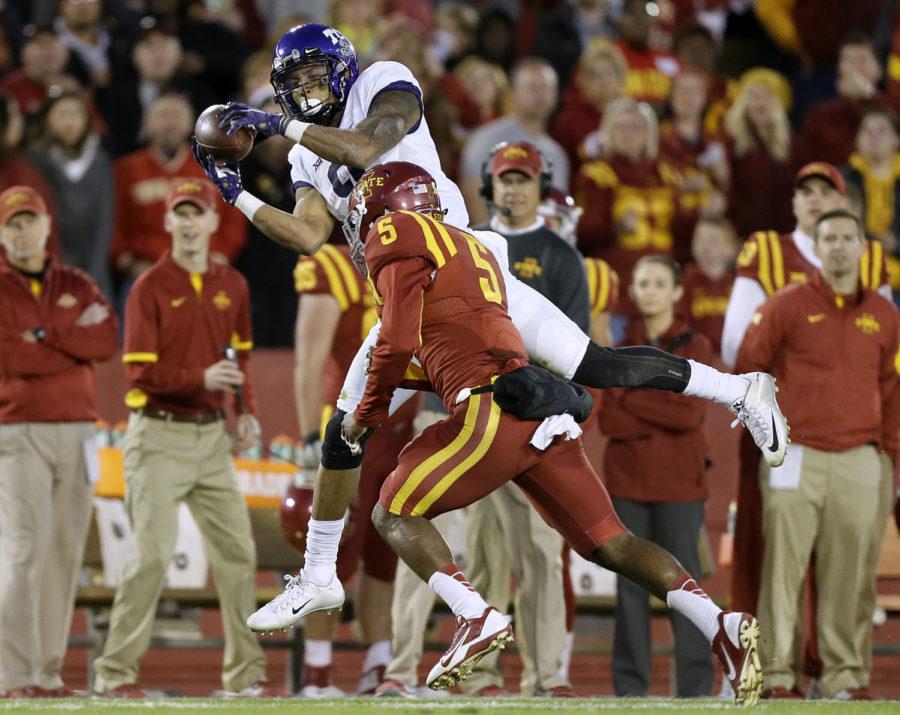 TCU+wide+receiver+Josh+Doctson%2C+top%2C+catches+a+pass+over+Iowa+State+defensive+back+Kamari+Cotton-Moya+%285%29+during+the+first+half+of+an+NCAA+college+football+game%2C+Saturday%2C+Oct.+17%2C+2015%2C+in+Ames%2C+Iowa.+%28AP+Photo%2FCharlie+Neibergall%29