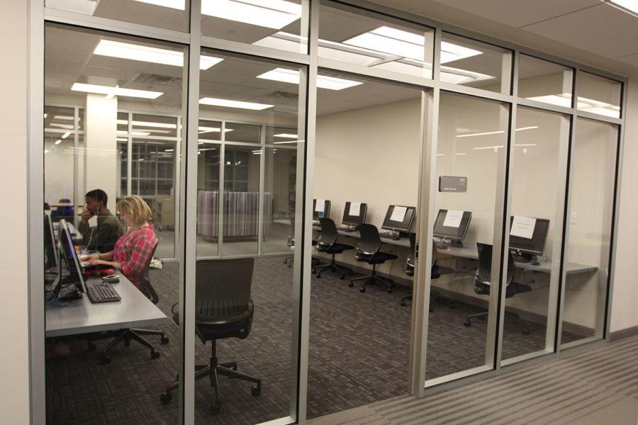 There are two study areas for graduate students on the third floor. Window desktop computers are available at the computer lab in the graduate reading room.