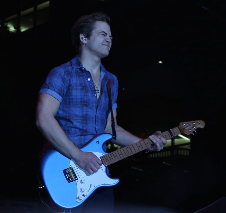 Hunter+Hayes+performs+for+SGA+fall+concert
