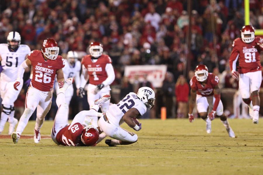 Aaron Green is tackled in TCUs 30-29 loss to Oklahoma on Saturday, Nov. 21, 2015 in Norman, Oklahoma