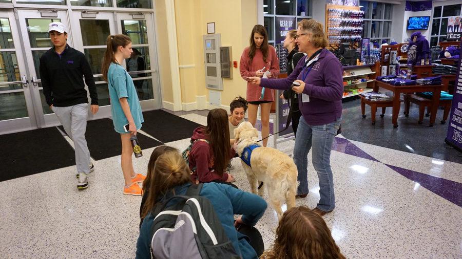 Comfort+dogs+brought+joy+to+many+students+throughout+the+evening.