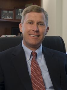 Dr. Stuart Flynn, a candidate for the deanship of the new TCU and UNTHSC medical school, spoke to TCU faculty and students on Tuesday.