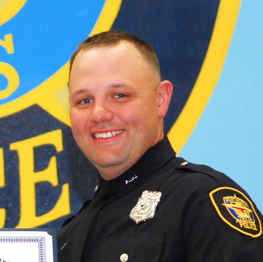 Officer+Pearce+has+served+with+the+Fort+Worth+Police+Department+since+2009.