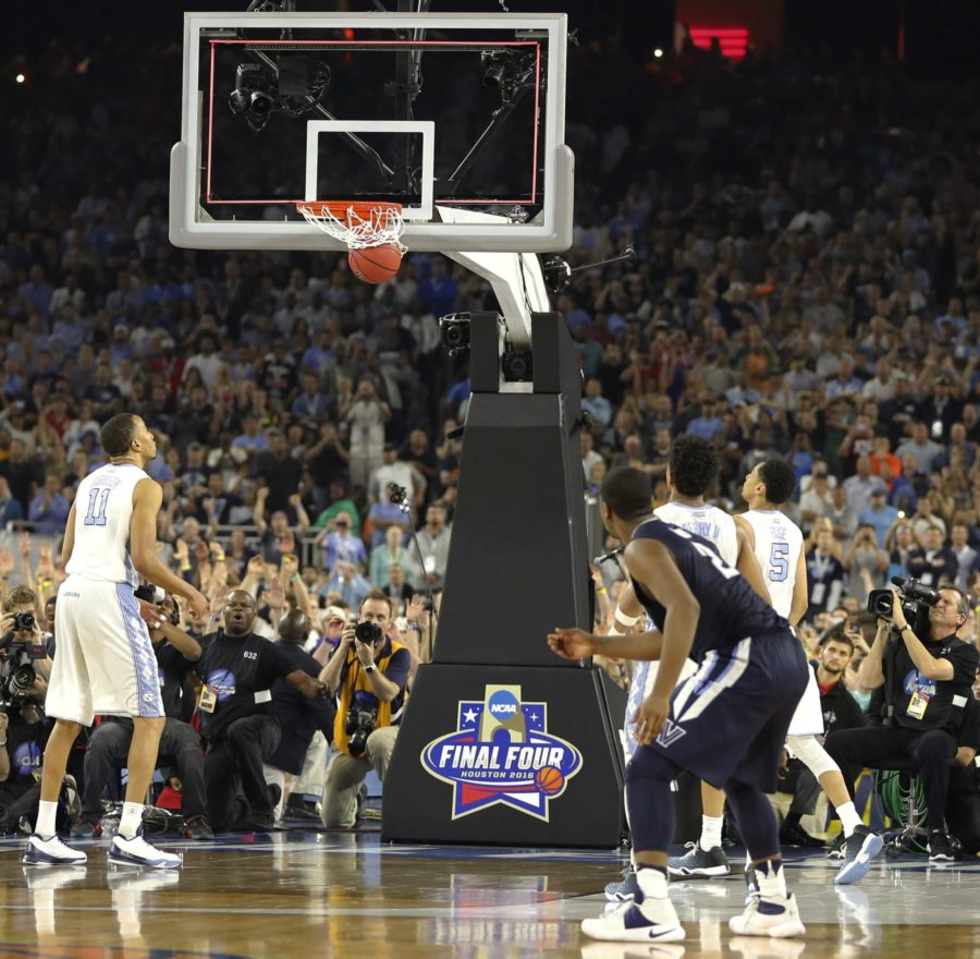 Villanovas Kris Jenkins (2) watches his game winning three point basket at the closing seconds of the NCAA Final Four tournament.  