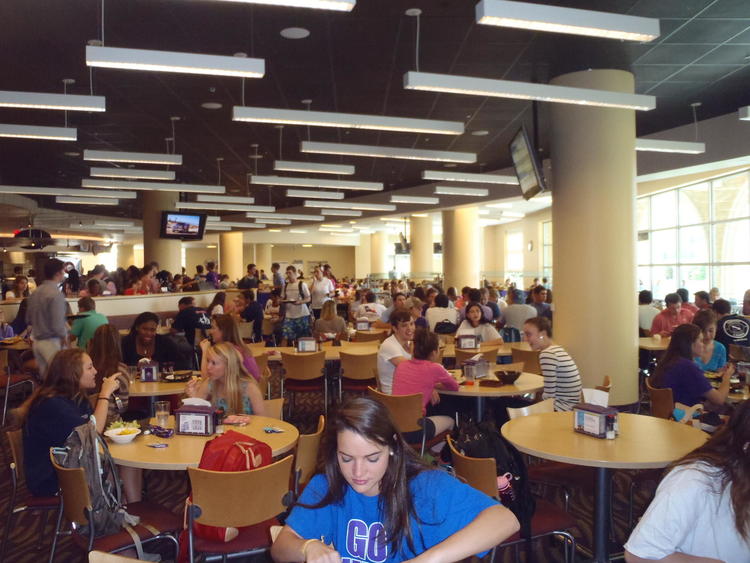 Students enjoy Market Square, the main dining spot in the BLUU (TCU360).