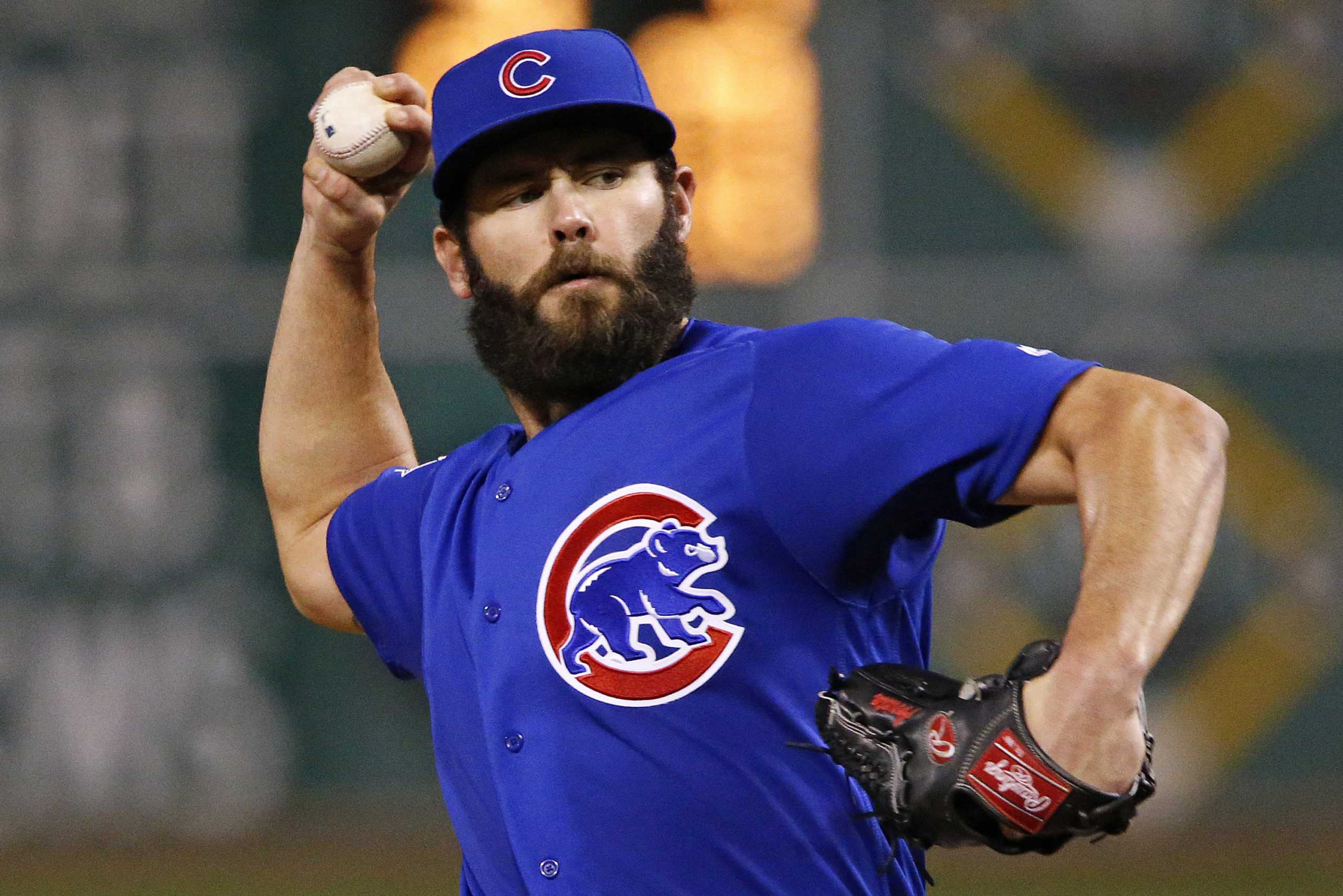 Chicago Cubs starting pitcher Jake Arrieta delivers in the second inning of a baseball game against the Pittsburgh Pirates in Pittsburgh, Wednesday, Sept. 28, 2016. (AP Photo/Gene J. Puskar)