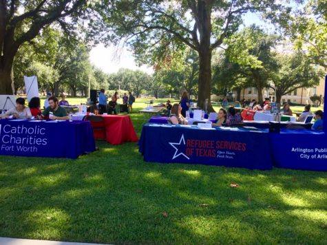 Service agencies set up tables at a volunteer fair. (Nicole Strong/TCU360)