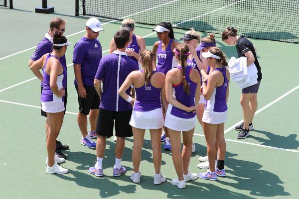 Womens tennis adds two players to their 2017 class. (Photo courtesy: gofrogs.com) 