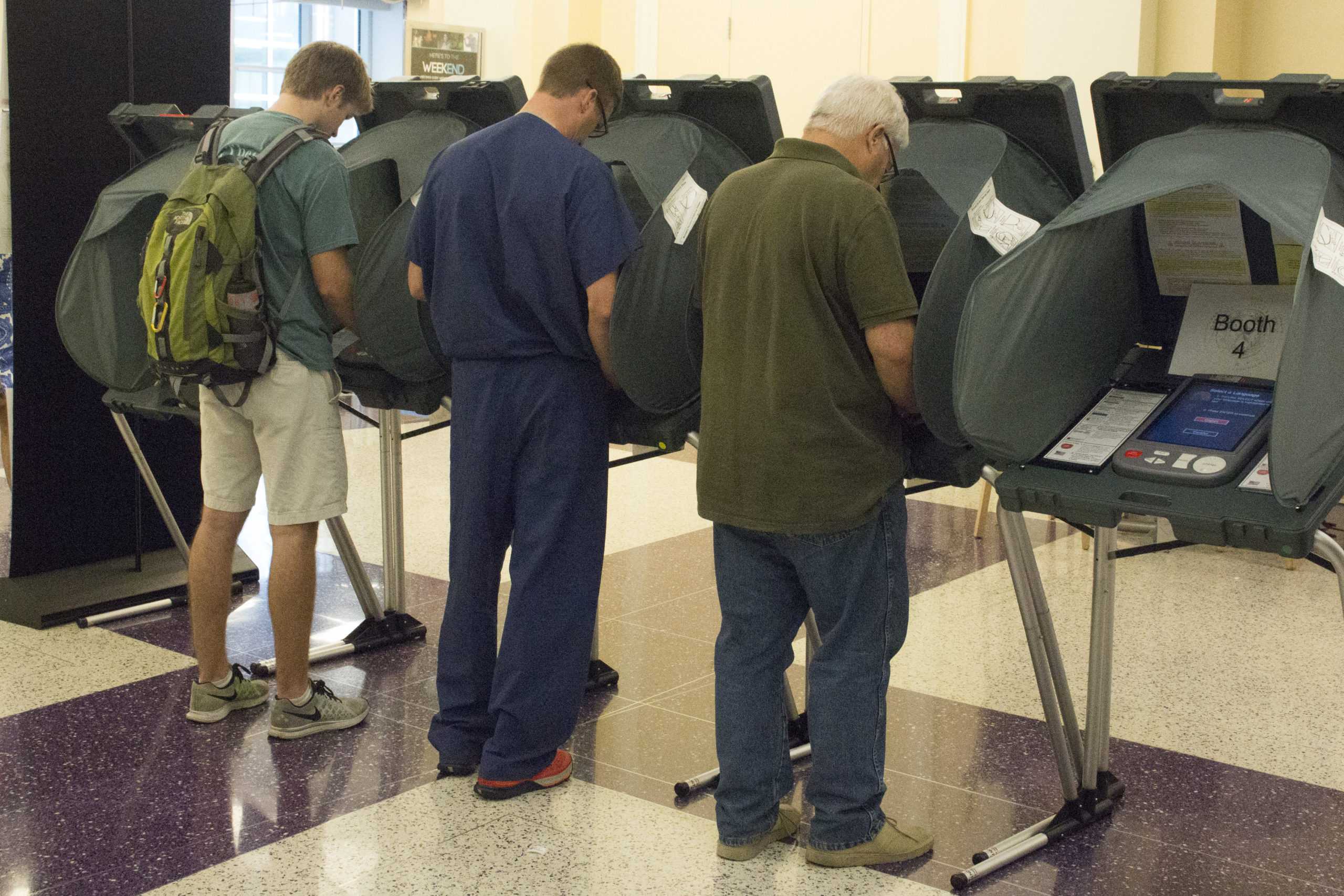 Fort Worth citizens participated in early voting in the Brown Lupton University Union at TCU. Photo by Sam Bruton. 