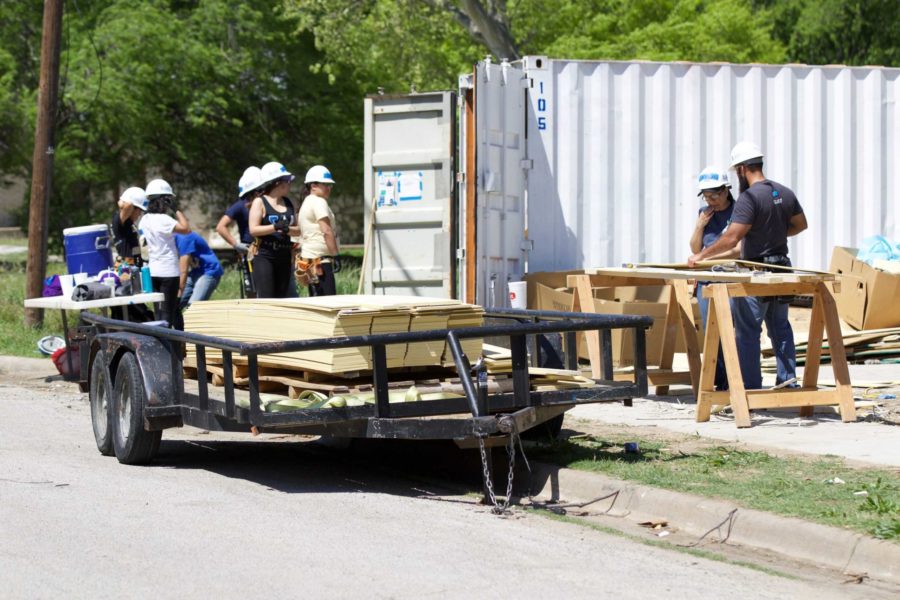 Society of Women Engineers help build Fort Worth home
