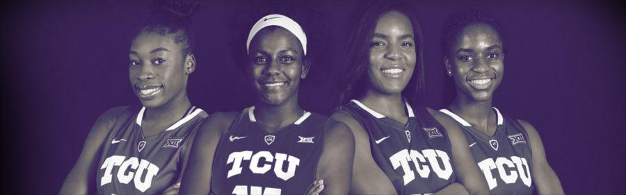Womens+basketball+welcomes+four+in+early+signing+period