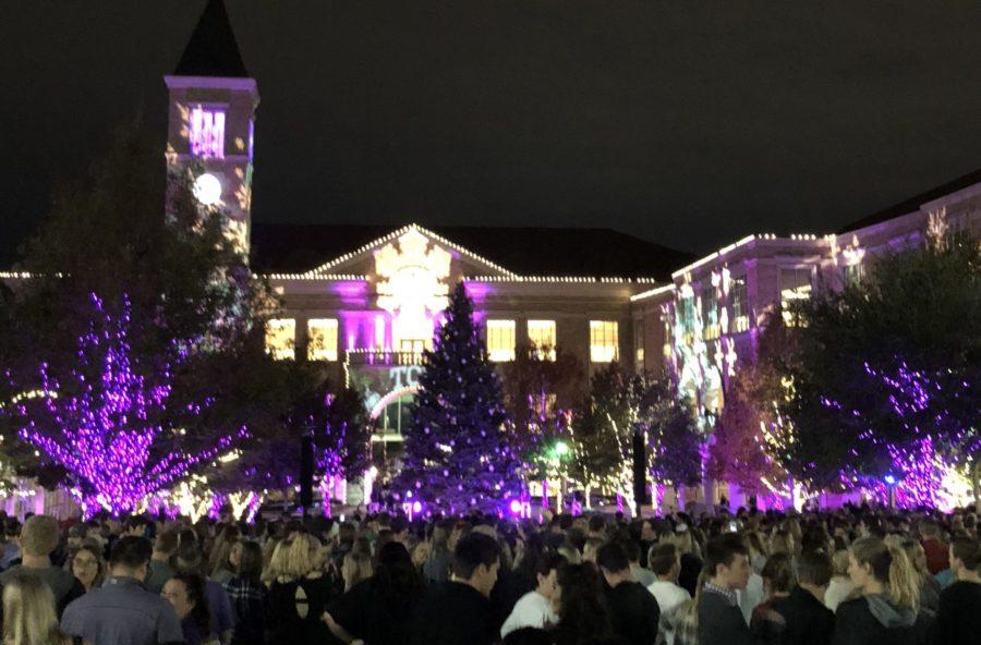 TCU rings in the holiday season with its annual Christmas Tree Lighting