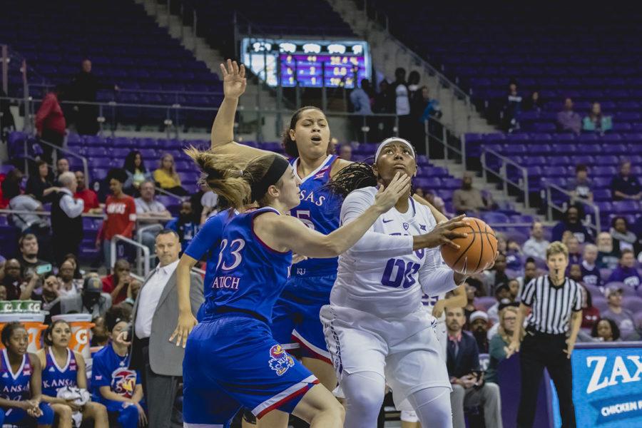 Amy Okonkwo and Jordan Moore combined for 38 points in the Horned Frogs season opening victory. Photo by Cristian ArguetaSoto
