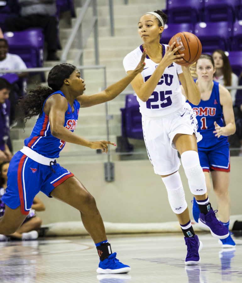 An oustanding 6-11 from three for Kianna Ray (25) propelled the Frogs to victory. Photo by Jack Wallace. Photo by Jack Wallace
