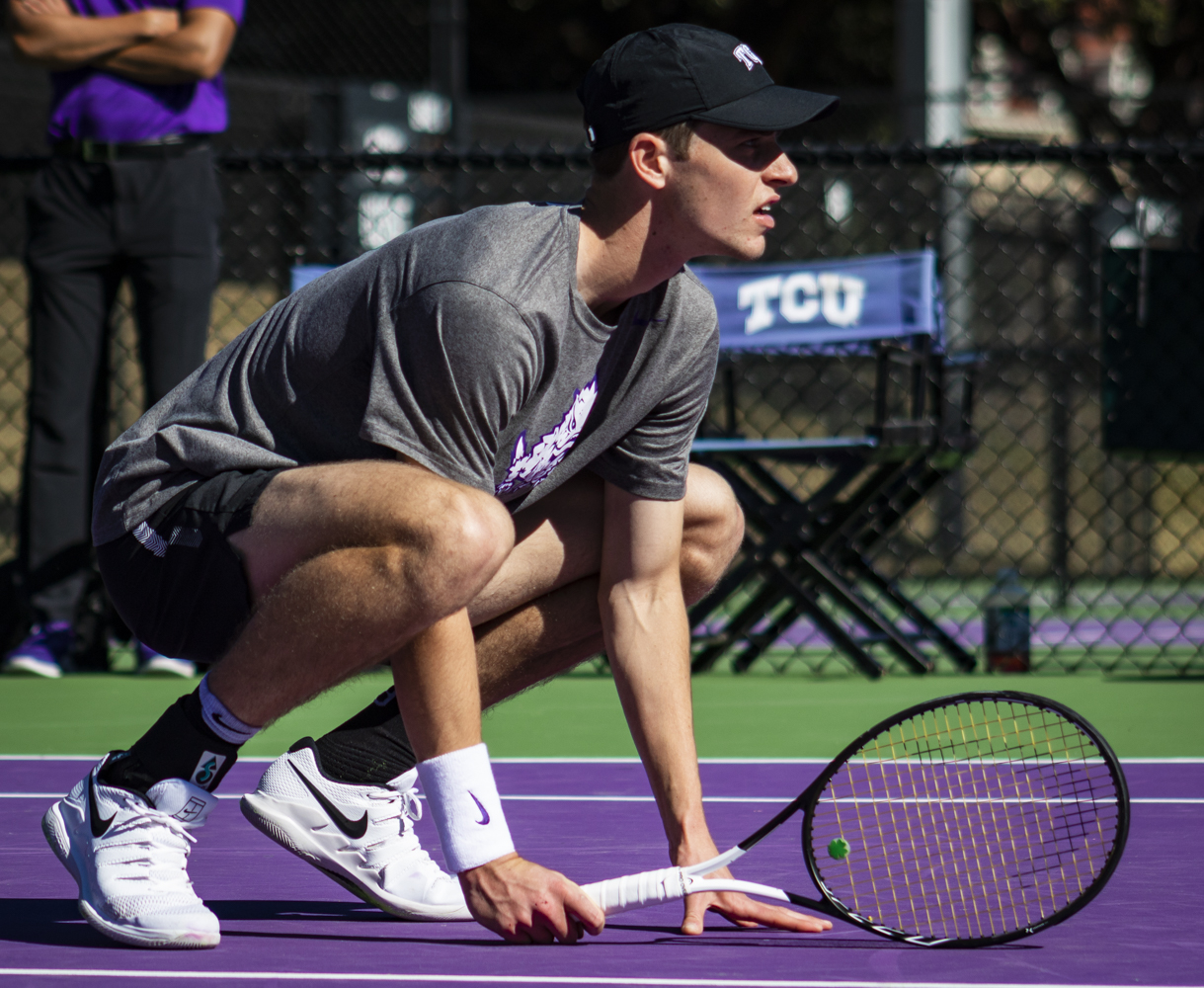 Men’s Tennis sweeps ITA Kickoff Weekend, books trip to Chicago for ITA
