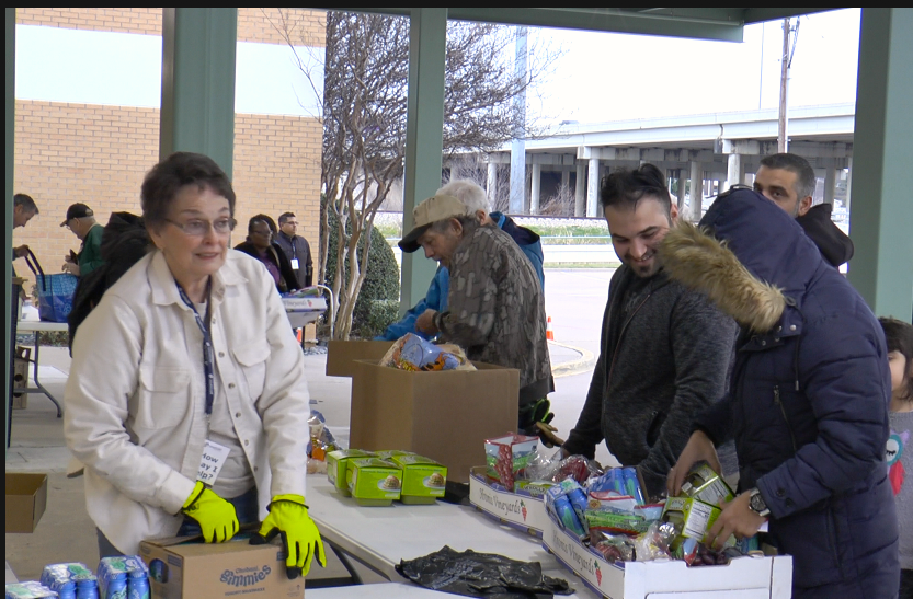 Fort+Worth+church%2C+food+bank+distribute+free+groceries+to+families+in+need