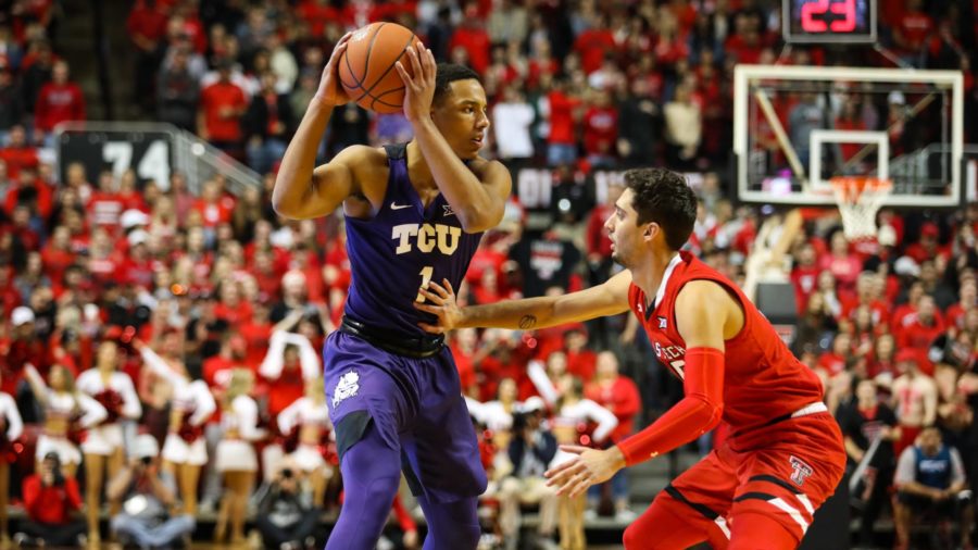 Although+Desmond+Bane+scored+all+13+of+his+points+in+the+second+half%2C+it+wasnt+enough+for+the+Frogs+to+come+back.+Photo+courtesy+of+GoFrogs.com