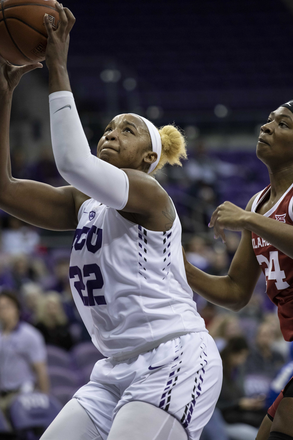 Moore leads Women's Basketball to fourth-straight victory - TCU 360