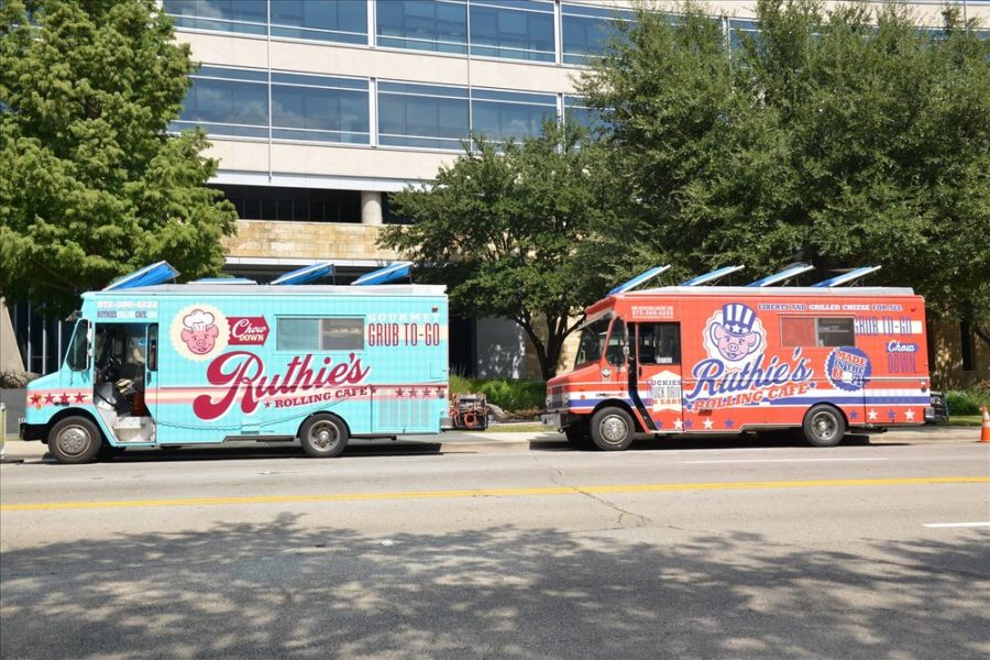 Source: Ruthies Rolling Cafe
The Ruthie’s Rolling Cafe franchise features two food trucks that operate in the Dallas/Fort Worth area. 