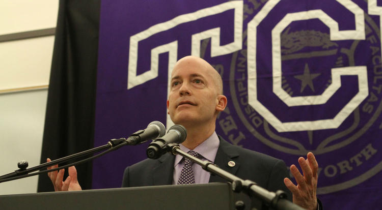 Chancellor Boschini speaks at his annual town hall in March 2013. Photo by TCU 360. 