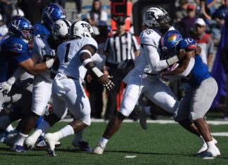 Football looks to bounce back after SMU loss