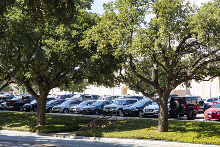 TCU parking lots and garages have been the center for the rise in car burglaries this year. (Heesoo Yang / TCU 360)