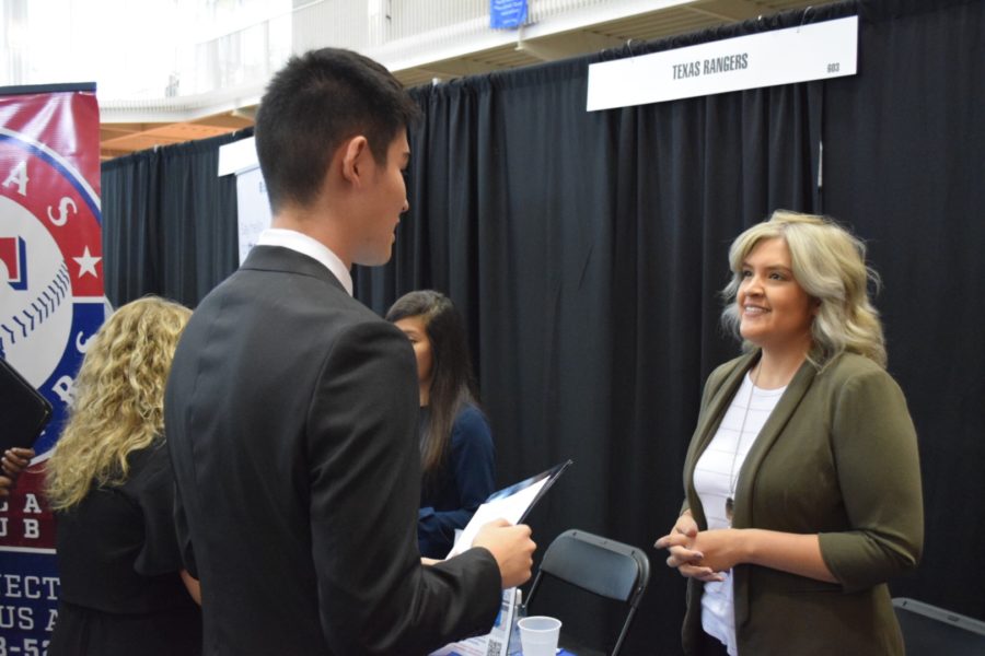 Career expo offers networking for students