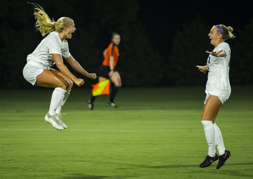 Soccer Survives Late Ohio State Comeback Effort Wins Tcu