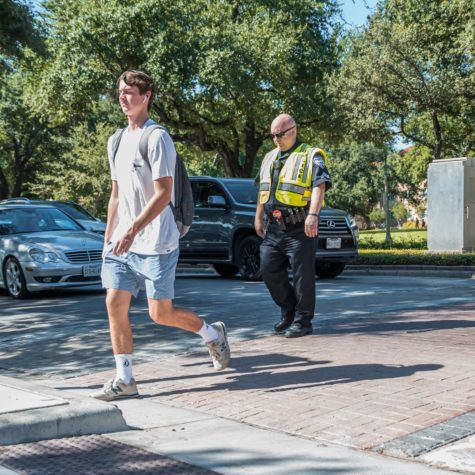 Officers will be patrolling crosswalks during "peak hours," which is 10 minutes before and after class change. Photo by Cristian ArguetaSoto. 