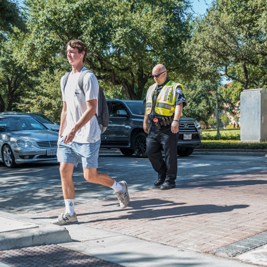 Officers will be patrolling crosswalks during "peak hours," which is 10 minutes before and after class change. Photo by Cristian ArguetaSoto. 