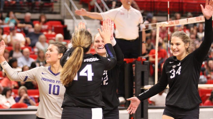 Clark, Waggle explode as volleyball steals one in Lubbock