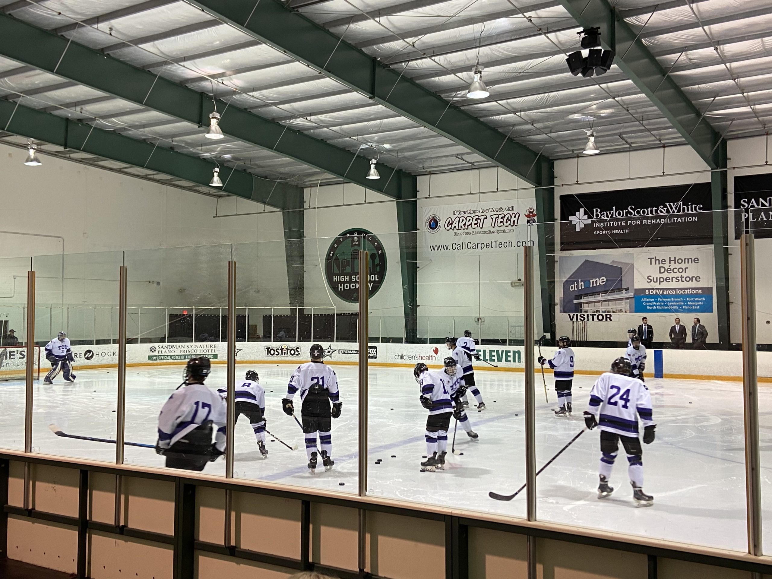 Hockey drops 2game series to DBU TCU 360