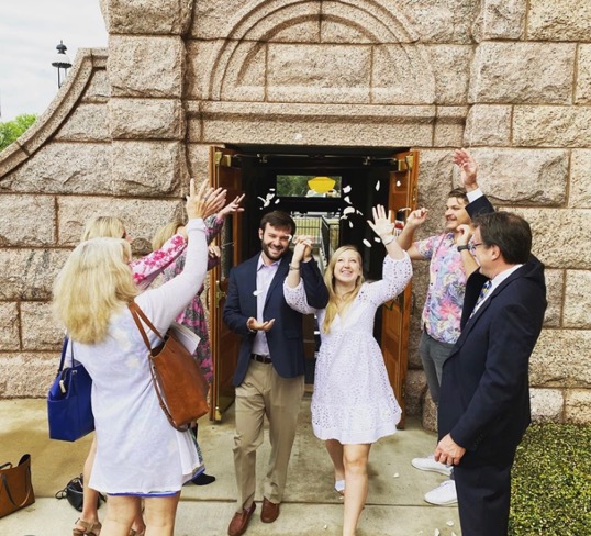 TCU alumna Lizzie Morris celebrates her nuptials at the Tarrant County Courthouse. (Photo courtesy of Lizzie Morris.)