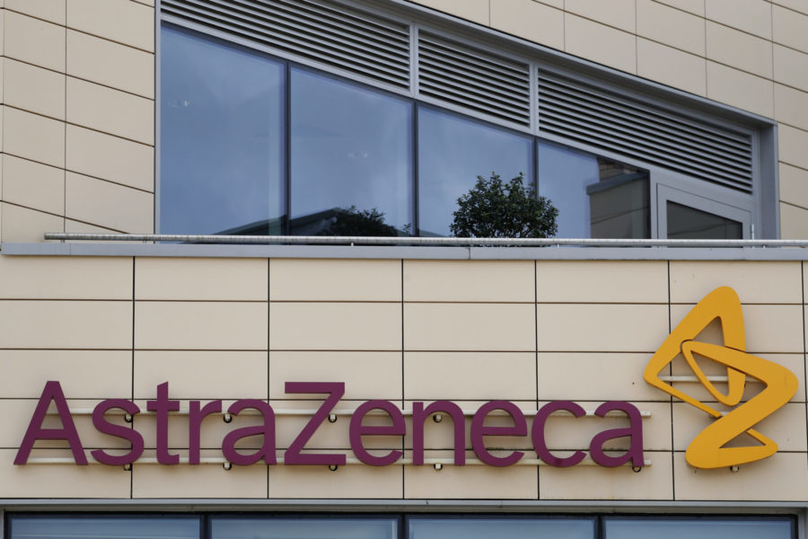 A+general+view+of+AstraZeneca+offices+and+the+corporate+logo+in+Cambridge%2C+England%2C+Saturday%2C+July+18%2C+2020.+%28AP+Photo%2FAlastair+Grant%29