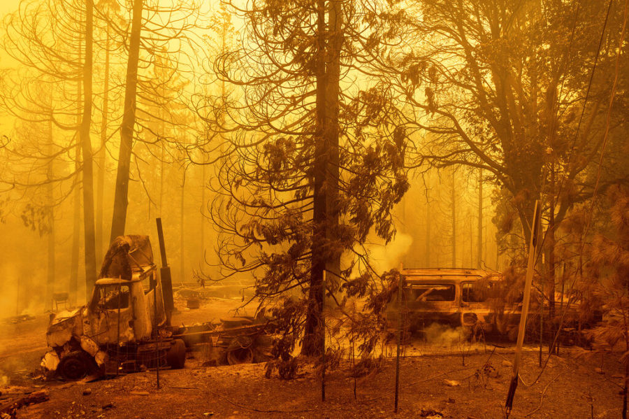 The+lightning-sparked+North+Complex+Fire+is+burning+across+Northern+California+leaving+many+acres+scorched.+%28AP+Photo%2FNoah+Berger%29