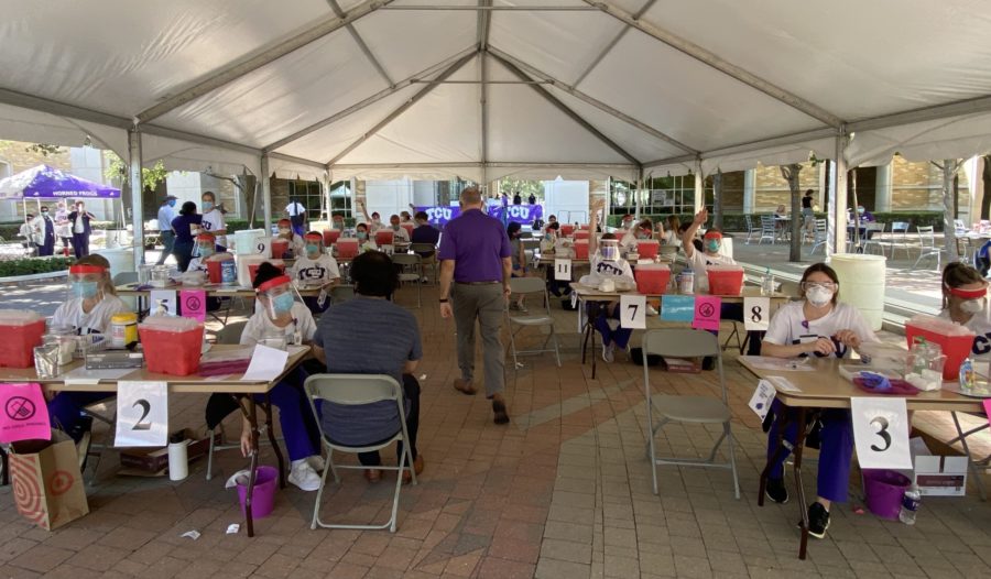 TCU hosted its annual flu vaccine clinic on Oct. 8, 2020. The clinic took place outdoors this year to adhere to safety precautions. (Leah Bolling/Staff Reporter)