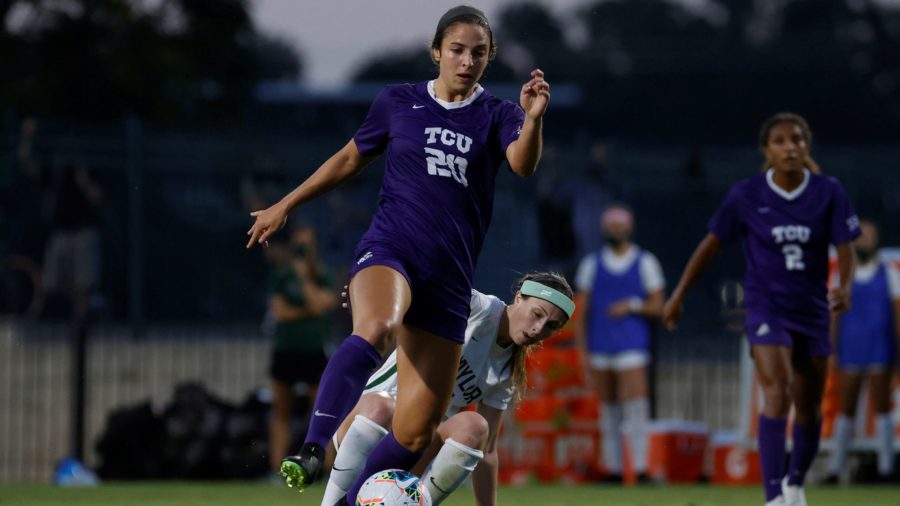 Twelfth-ranked soccer remained unbeaten with an upset win against Oklahoma State on Friday night. (Photo courtesy of gofrogs.com)