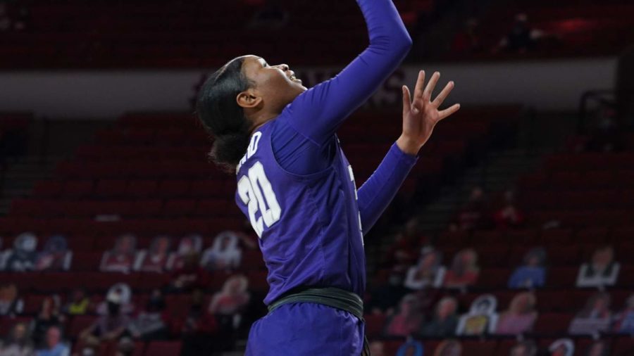 TCU+guard+Lauren+Heard+moved+into+1st+all-time+on+the+TCU+basketball+scoring+list+with+a+21-point+performance+against+Texas+Tech+on+March+2%2C+2022.+%28Photo+courtesy+of+gofrogs.com%29