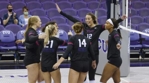 TCU Volleyball set their program record for sets won in a row with 16-straight over the weekend. (Photo courtesy of gofrogs.com)
