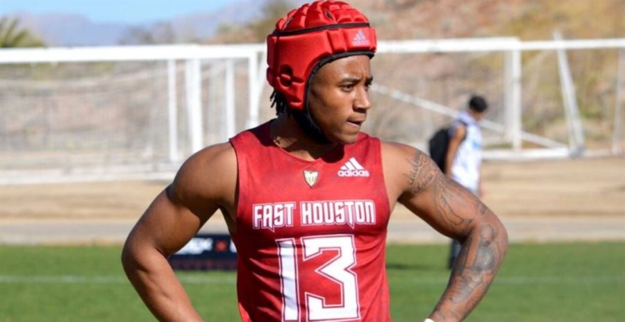 Memorial+High+School+cornerback+Jaylon+Guilbeau%2C+a+four-star+recruit%2C+signed+with+TCU+in+Sept.+2021+after+decommitting+from+Texas.+%28Photo+courtesy+of+247sports.com%29