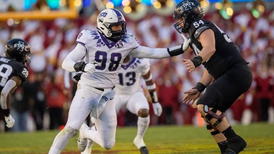 TCU+defensive+end+Dylan+Horton+%2898%29+tries+to+shed+a+block+in+TCUs+48-14+loss+to+Iowa+State+on+Nov.+26%2C+2021.+%28Photo+courtesy+of+gofrogs.com%29