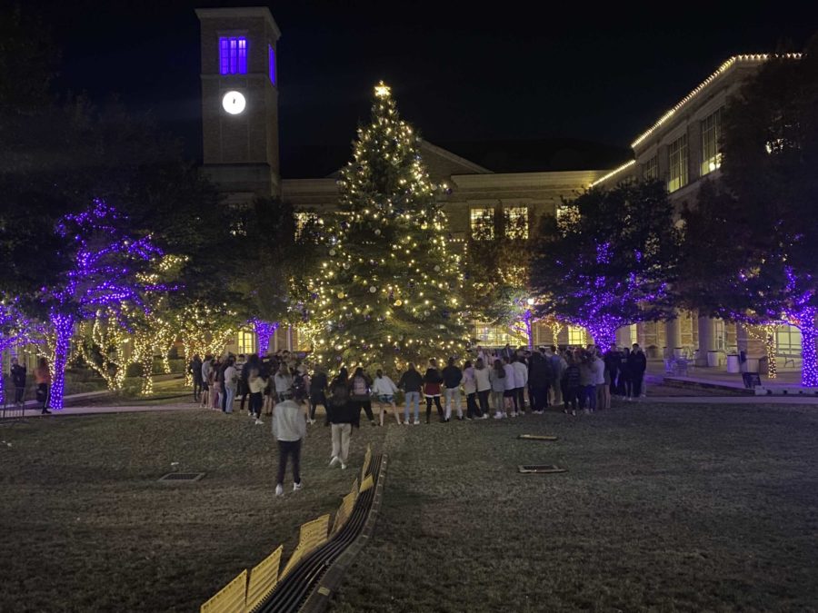 Hours before the TCU Christmas tree was officially lit, students across campus received an email inviting them to a midnight TCU Christmas tree unlighting ceremony.
