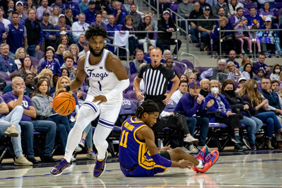 TCU+guard+Mike+Miles+%281%29+dribbles+past+a+defender+in+TCUs+win+over+No.+19+LSU+at+Schollmaier+Arena+on+Jan.+29%2C+2022.+%28Esau+Rodriguez+Olvera%2FHead+Staff+Photographer%29
