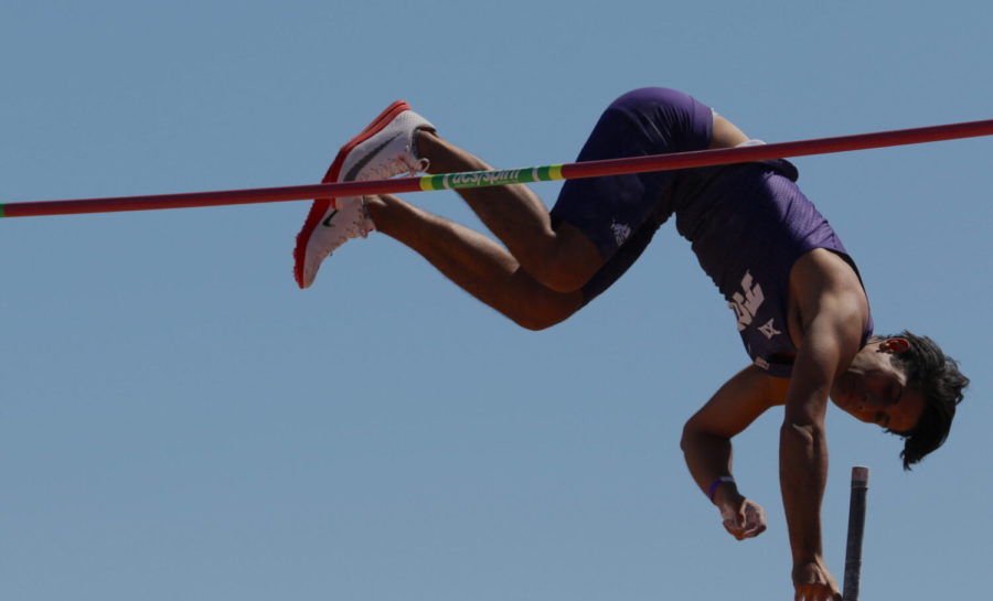 Fernando Martinez pole vaults at the TCU Invitational, where he finished second overall. (Micah Pearce/Staff Photographer)
