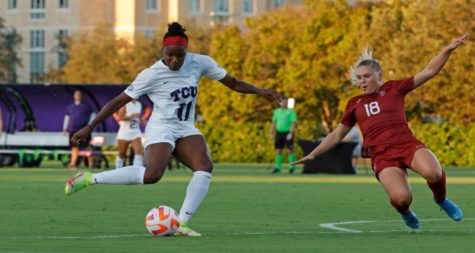 TCU forward Messiah Bright battles with a Harvard defender on Sept. 17, 2022. (photo courtesy of gofrogs.com)