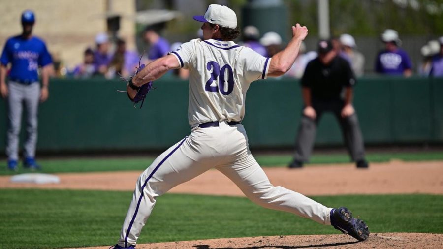 TCU starting pitcher Cam Brown tosses a shutout in a 14-0 win over Kansas on March 26, 2022. (Photo courtesy of GoFrogs.com)