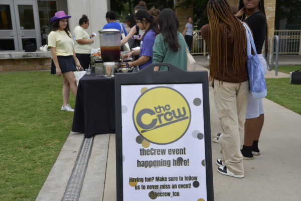 theCrew hosts a Texas-themed event for TCU students. (Katie Mitchell/TCU 360)
