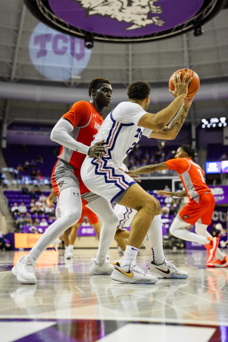 Jakobe Coles backs down the defender while looking for an open pass at Ed and Rae Schollmaier Arena in Fort Worth, Texas on November 14th, 2023. The TCU Horned Frogs beat the UTRGV Vaqueros 88-55. (TCU360/ Caden Polansky)